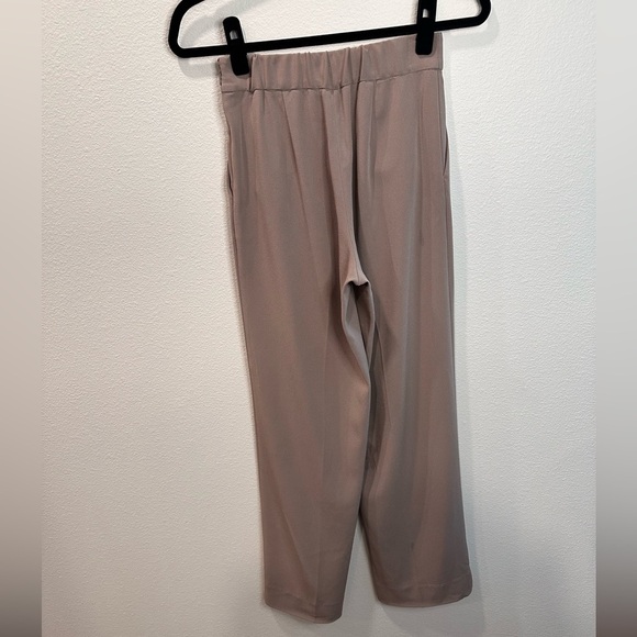 Aritzia Babaton Tio Pant - Picture 4 of 6